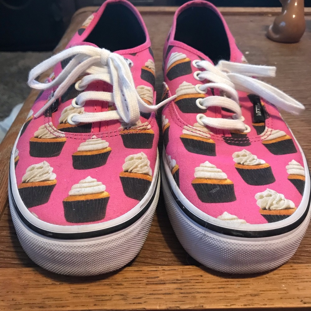 🎂 Cupcake Vans 🎂 Size 10 Mens, 11 Womens